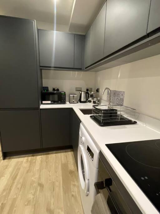 Appartement Stylish Flat In Old Trafford à Manchester Extérieur photo